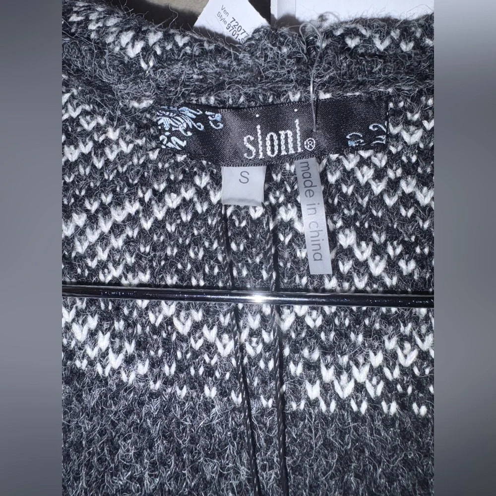 Slonl  Black Patterned Sweater Hooded Cardigan(B 38”L 48”) - Picture 3 of 4